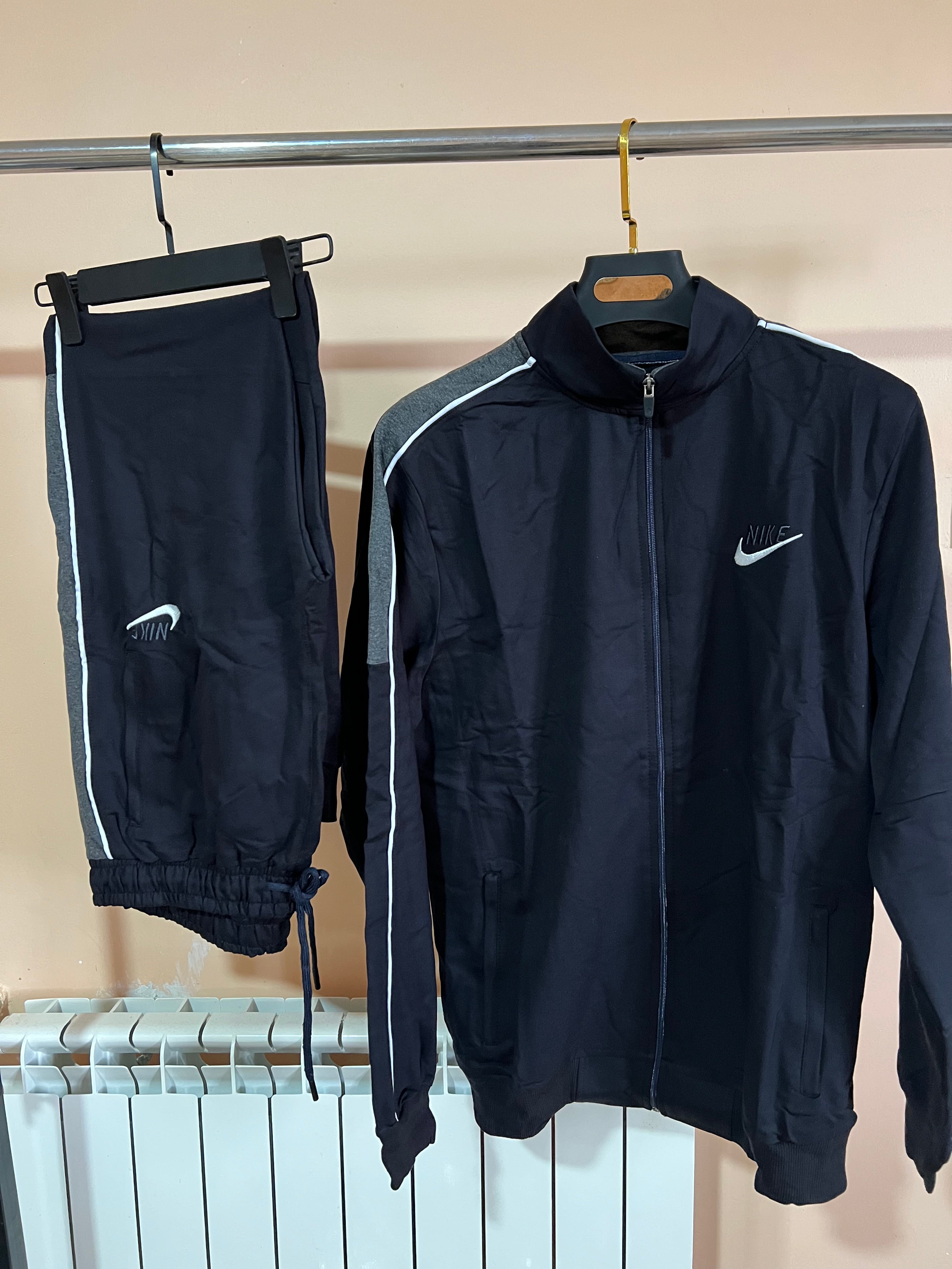 Ensemble Nike